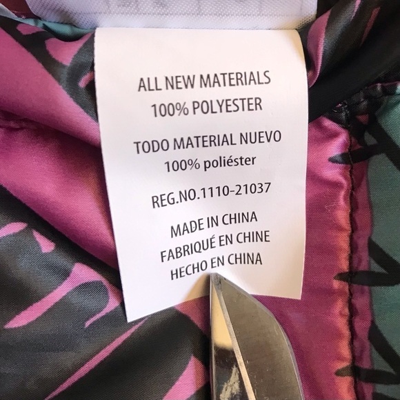 Disney Reversable Sally Nightmare Before Christmas Puffer Jacket, Size Large - Picture 14 of 14